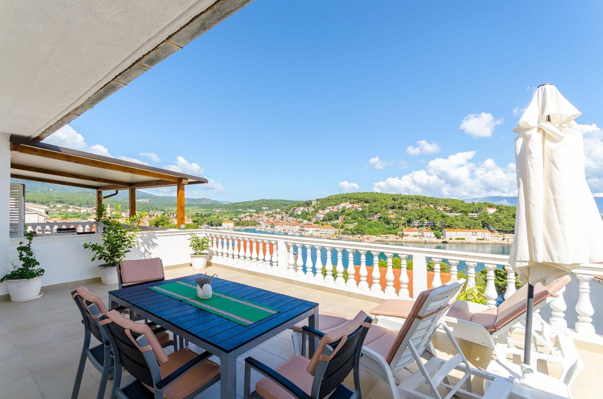 Apartments Jakov Jelsa  Luaran gambar